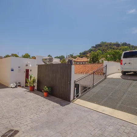 La Del Montecillo Complex And Apartamentosmalagamanagement Málaga