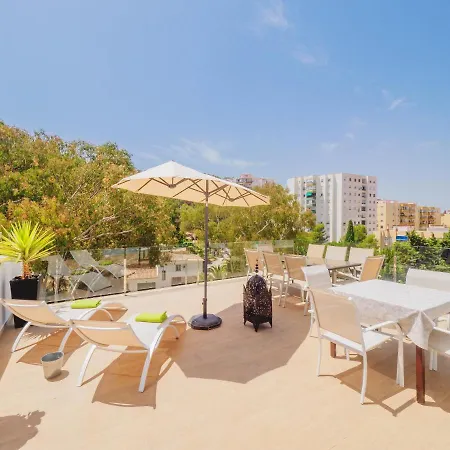 Lägenhet La Del Montecillo Complex And Apartamentosmalagamanagement Málaga